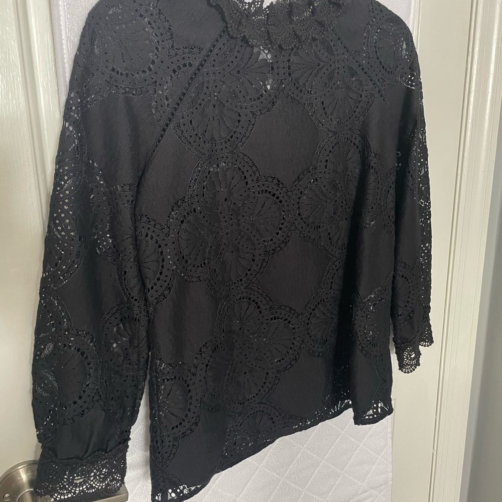 Elegant Black Lace Women's Top